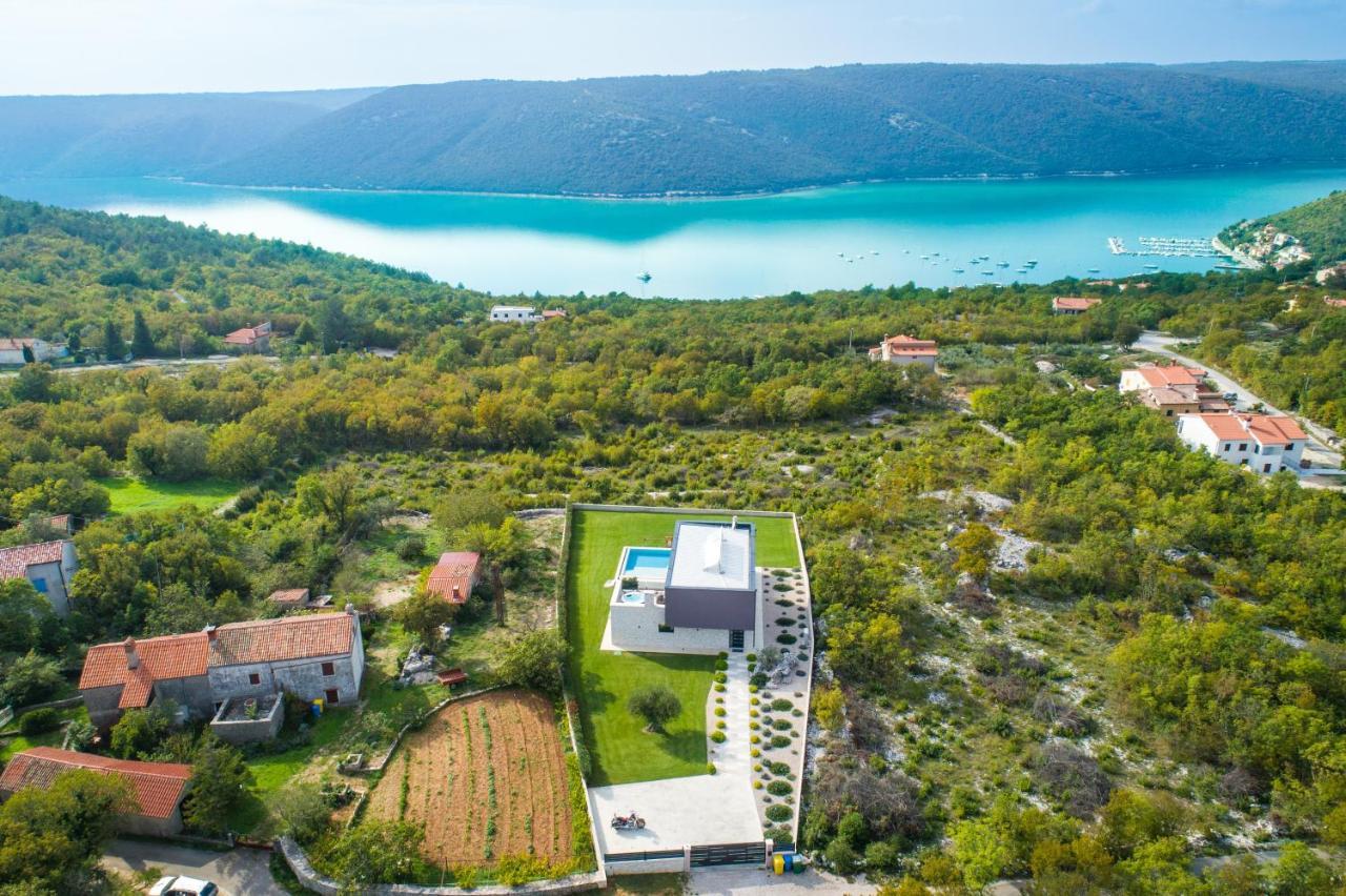Villa Memory Raša Eksteriør billede